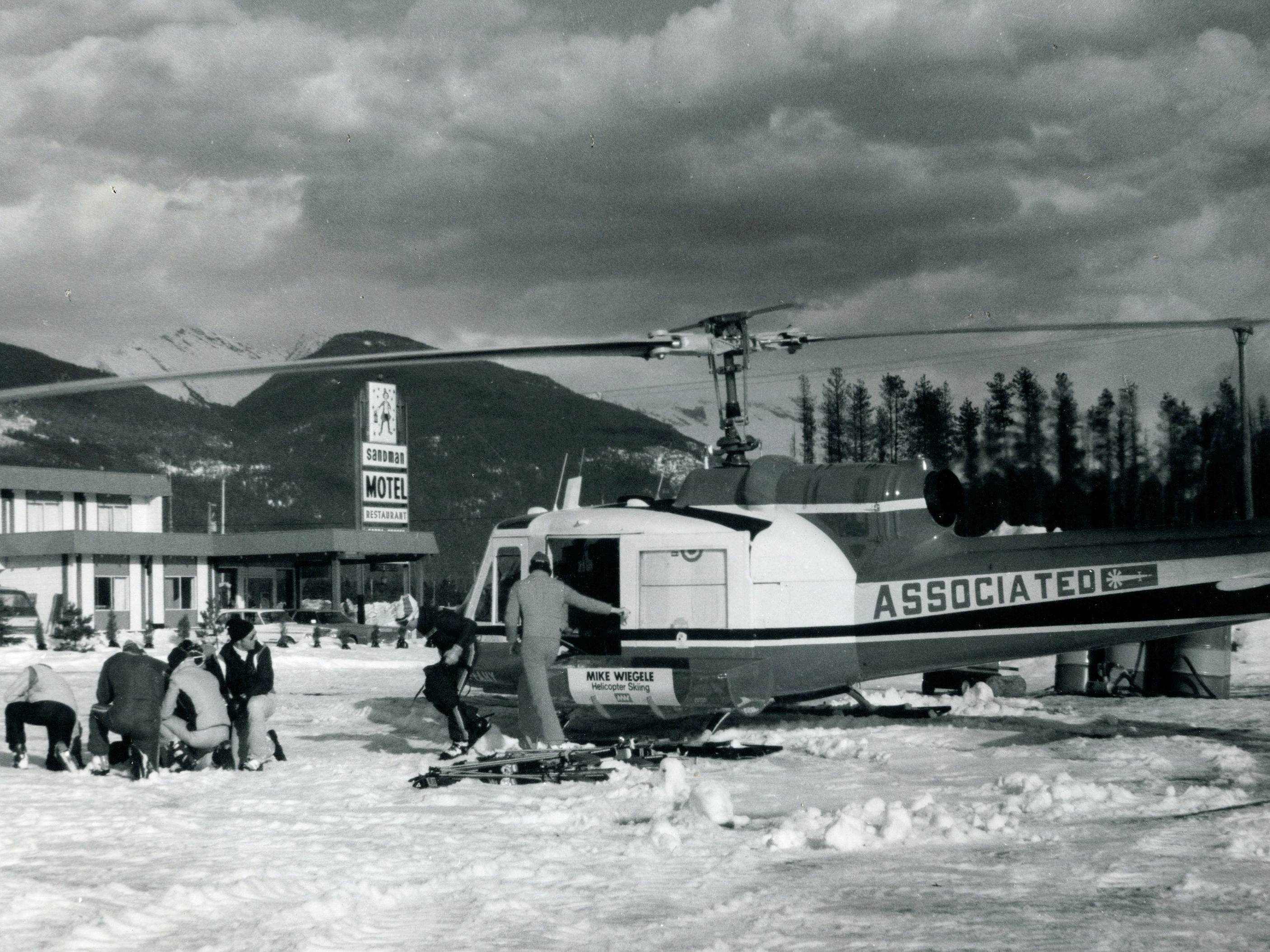 Helicopter Skiing in 1970 at Mike Wiegele Heli-skiing Resort