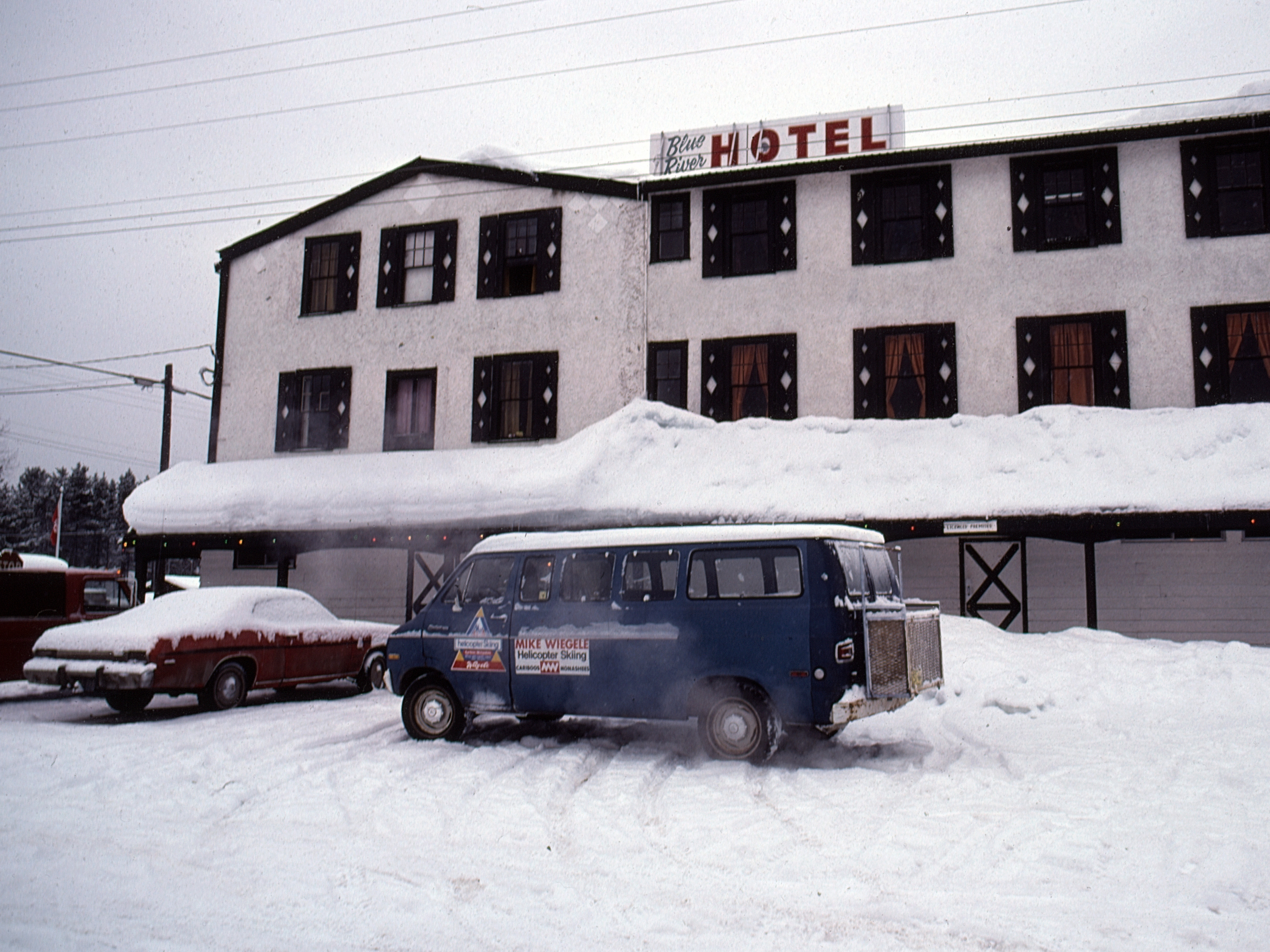 Helicopter Skiing in 1970 at Mike Wiegele Heli-skiing Resort