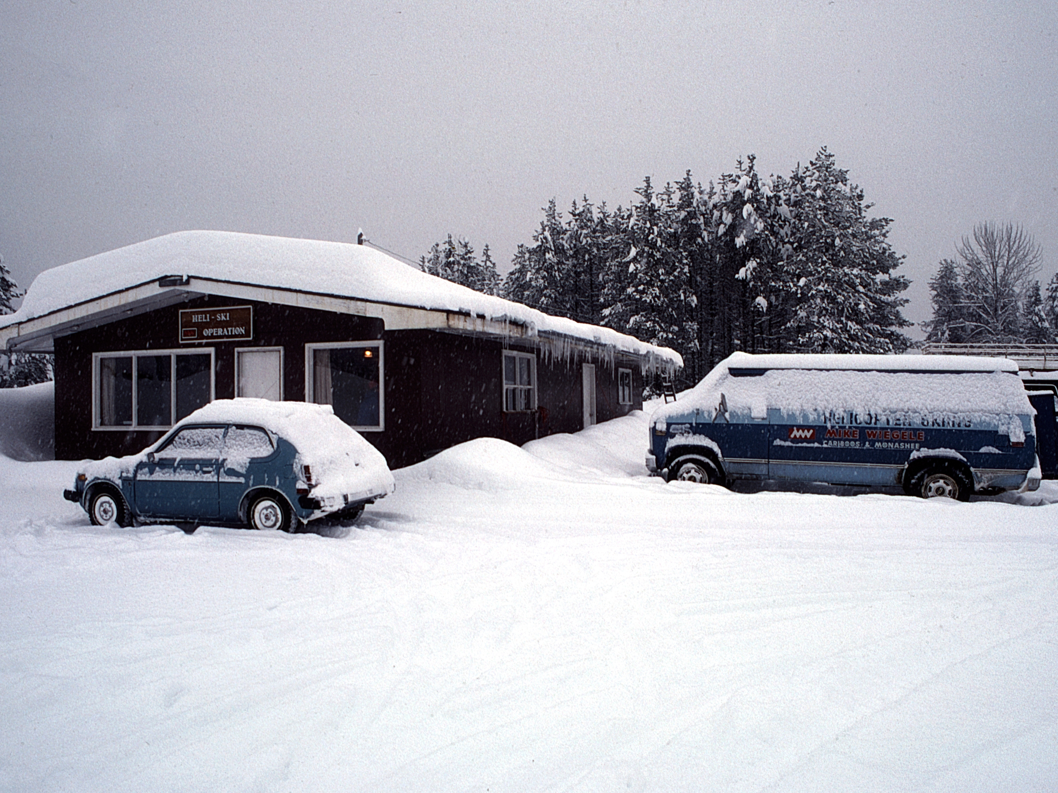 Helicopter Skiing in 1970 at Mike Wiegele Heli-skiing Resort