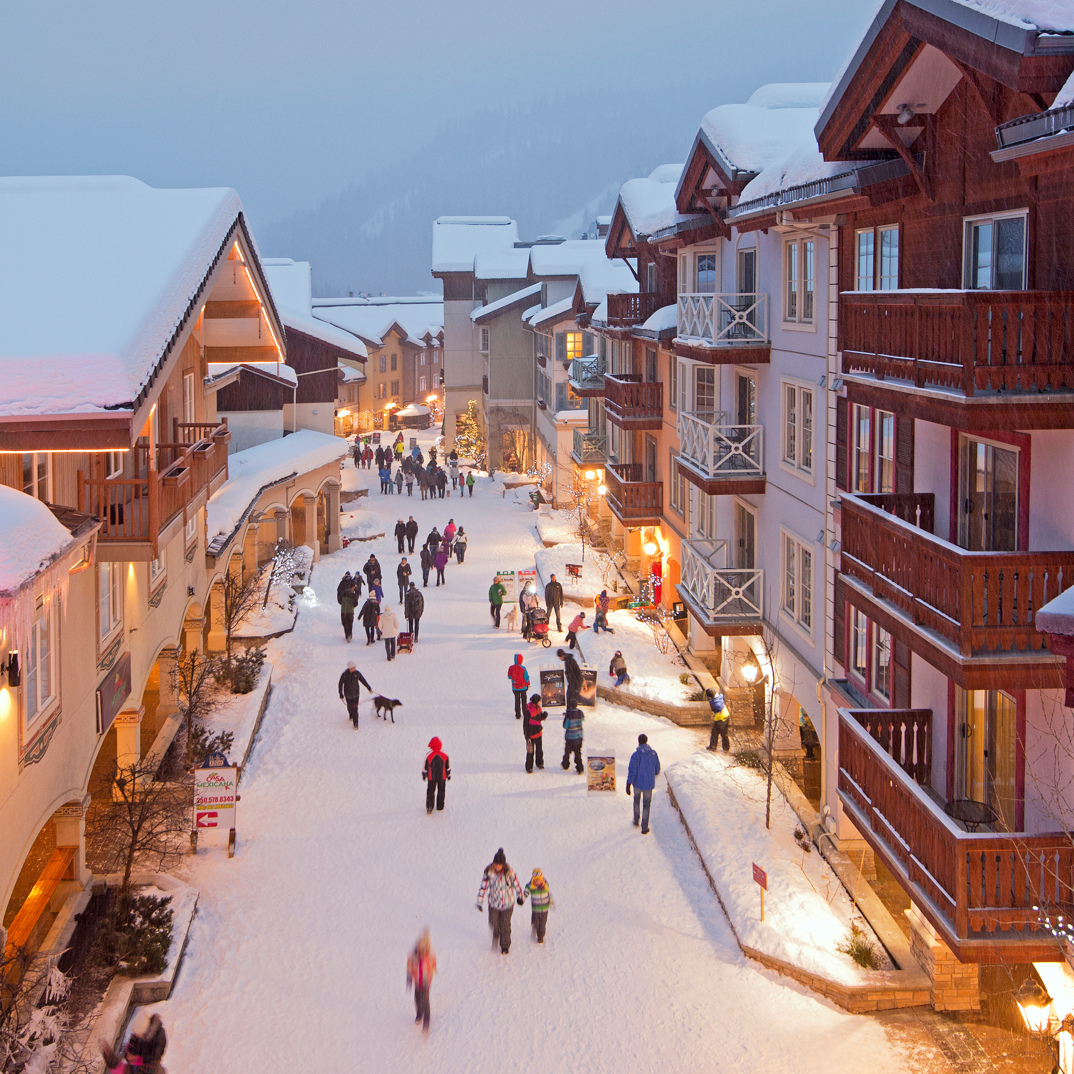 Experience a winter escape at Canada’s second largest ski area and proud resort partner of Mike Wiegele Helicopter Skiing, Sun Peaks Resort.