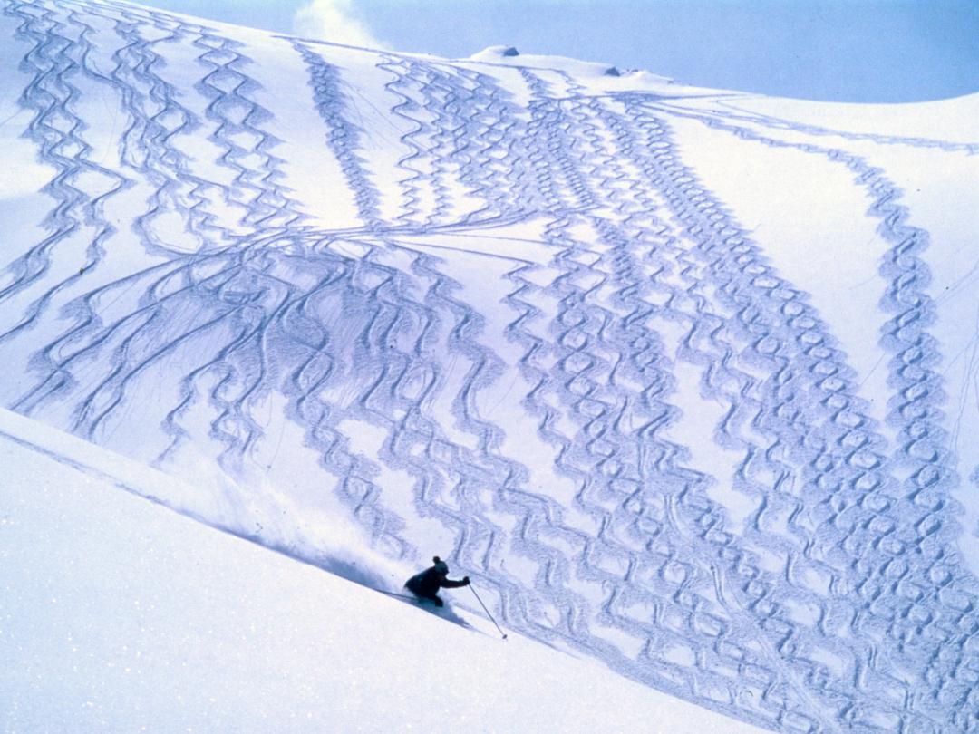 1990 Helicopter Skiing at Mike Wiegele Heli-skiing Resort
