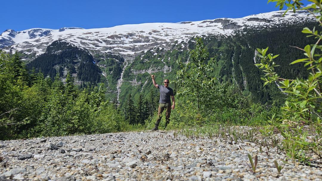 Guide Jason in the mountains