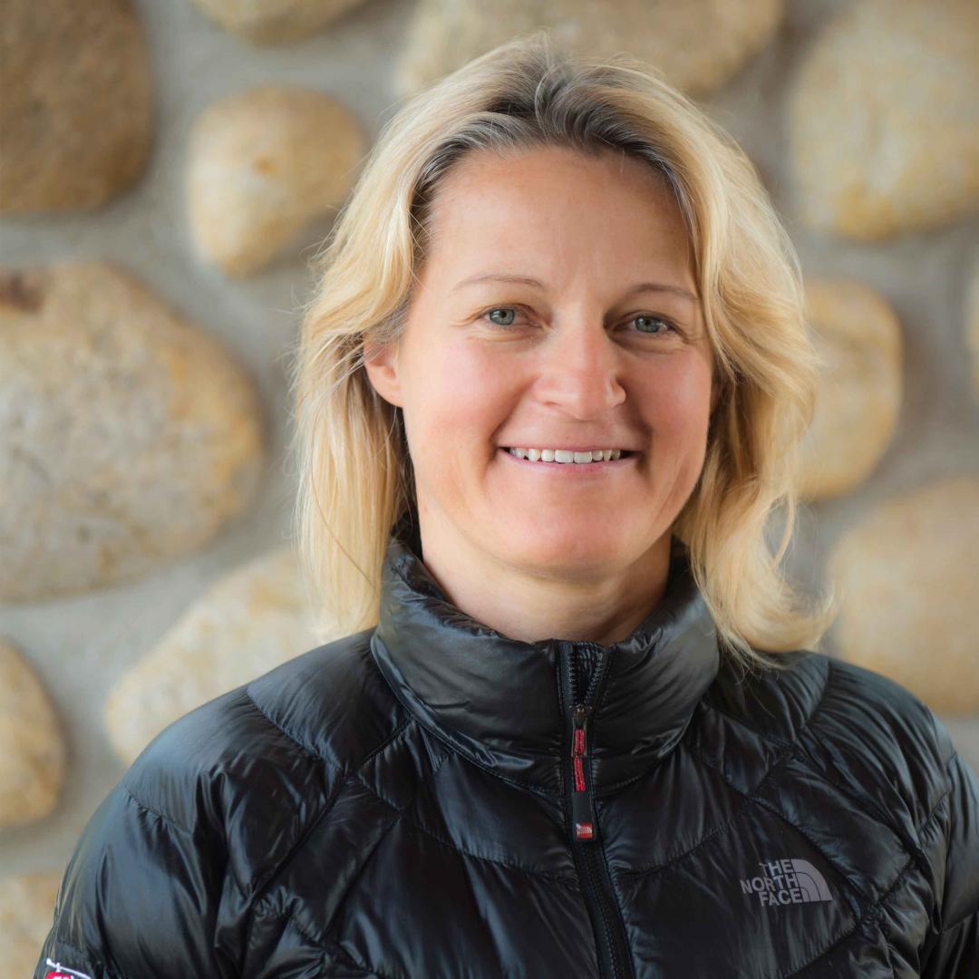 Daniela Aufschnaiter - Mike Wiegele Heliskiing