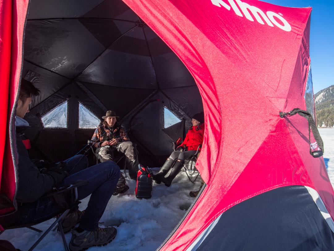 Experience a winter escape at Canada’s second largest ski area and proud resort partner of Mike Wiegele Helicopter Skiing, Sun Peaks Resort.