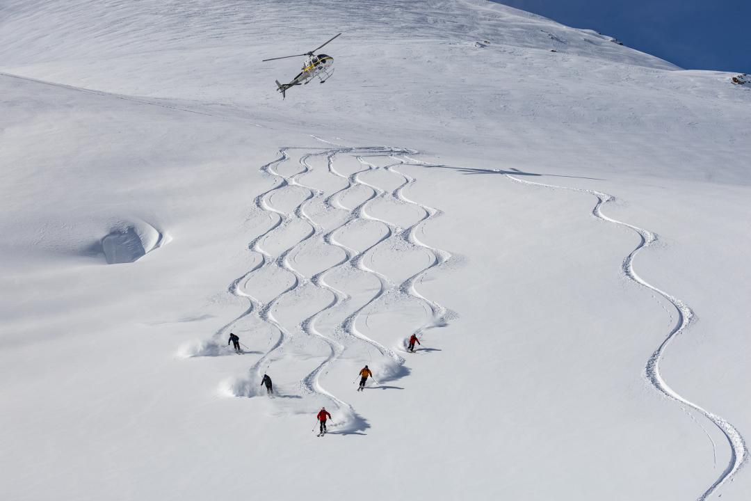 Helicopter skiing