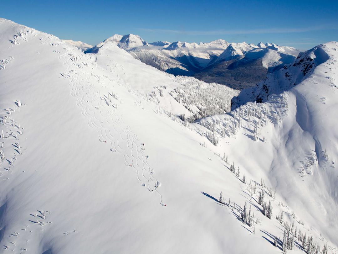 Tour 601 Heli-skiing high alpine