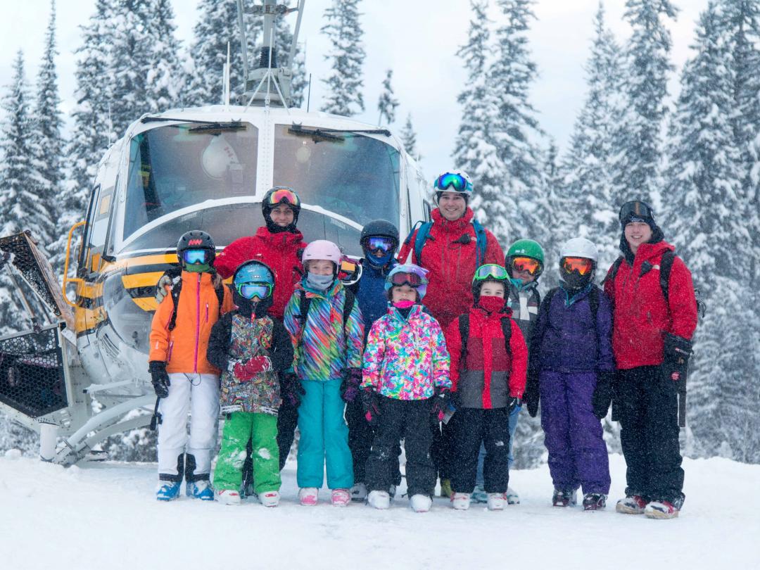 T604 Family heli-skiing 