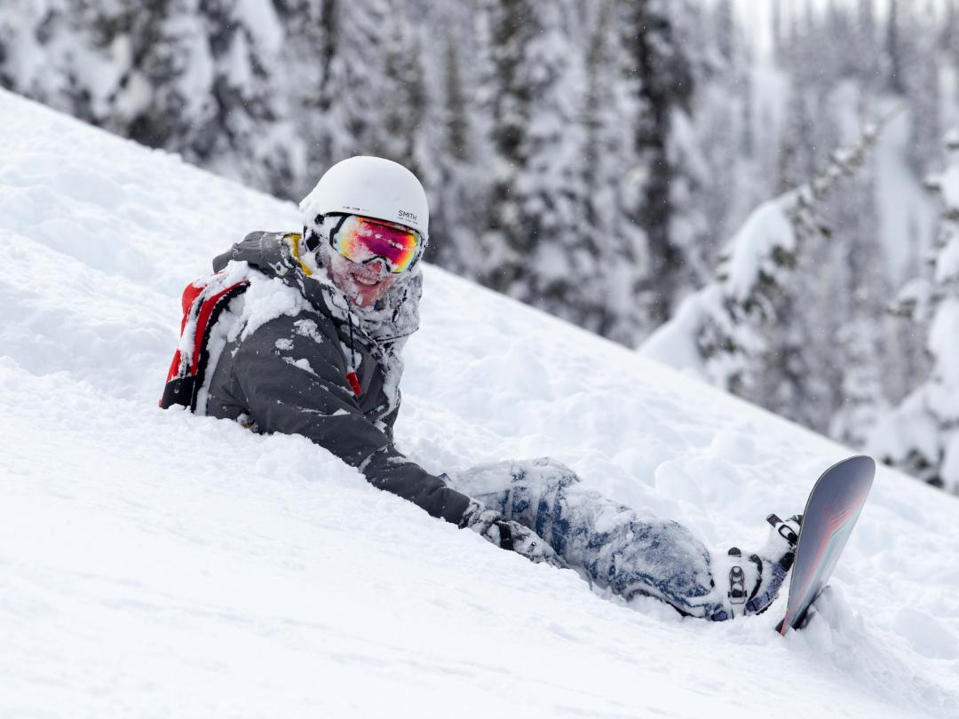 Tour 617 deep powder heli-skiing, BC, Canada