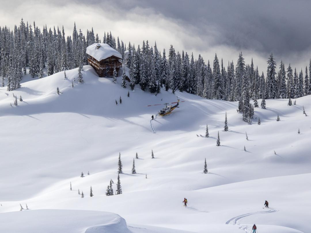 Skiing to the Grizzly Hut in the Monashee Mountains at Mike Wiegele Helicopter Skiing