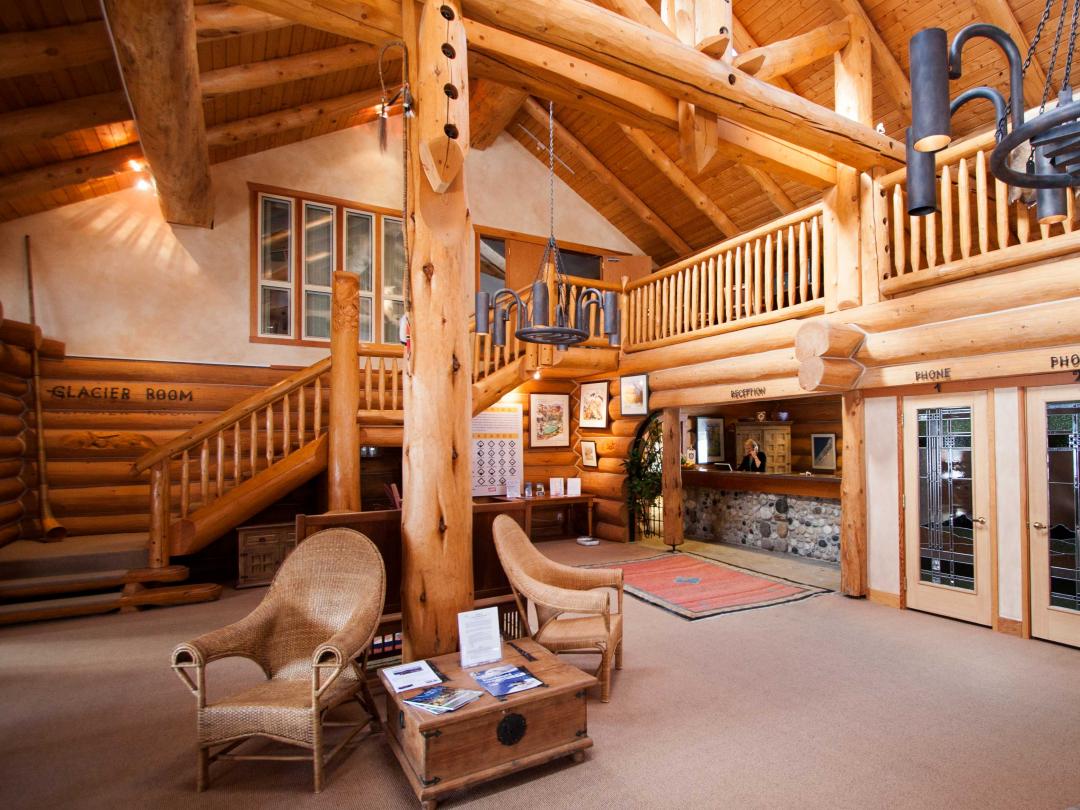 Ski guest reception at the Thunder Ridge Center at Mike Wiegele Heli-skiing Resort