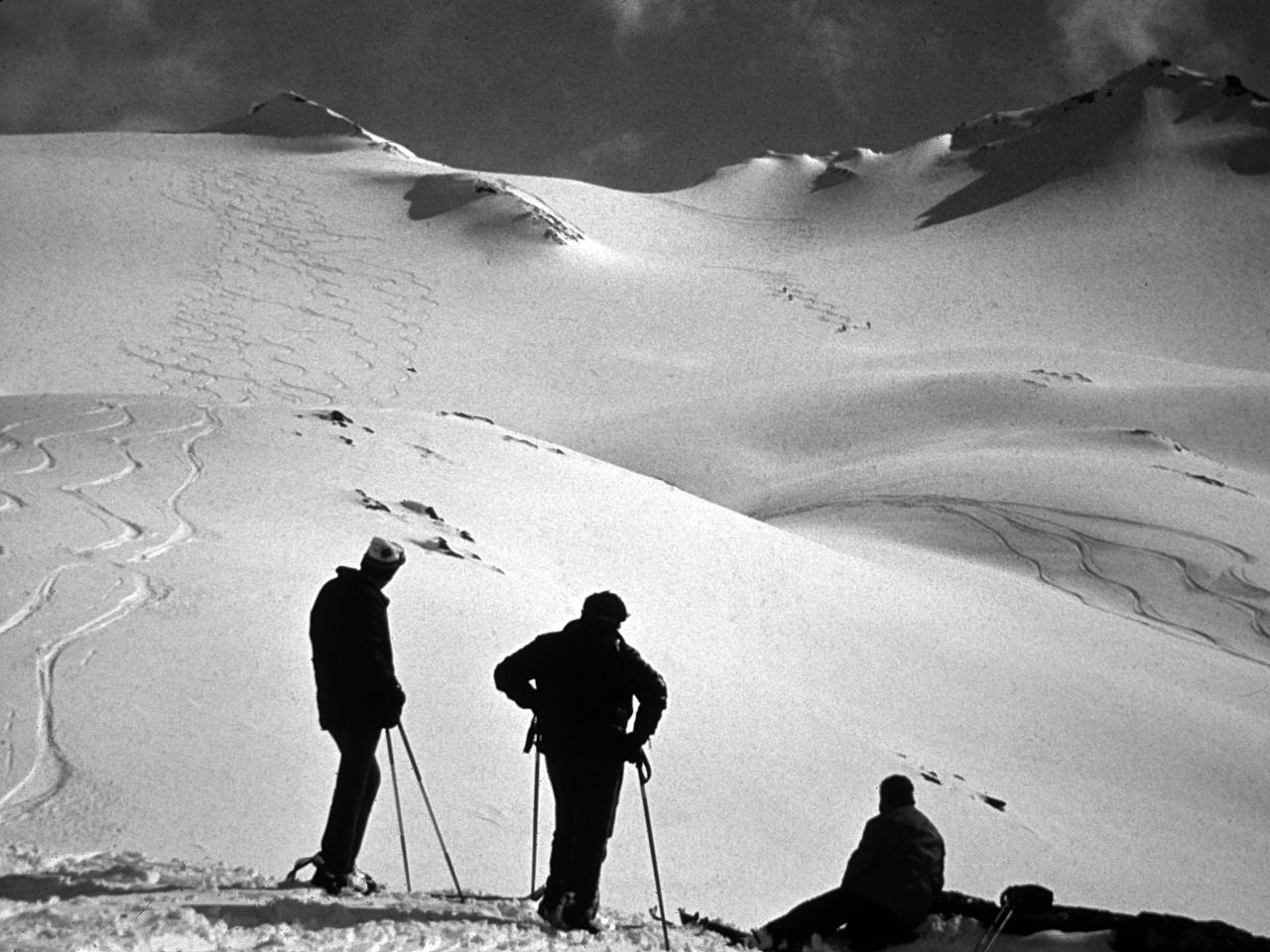 Helicopter Skiing in 1970 at Mike Wiegele Heli-skiing Resort