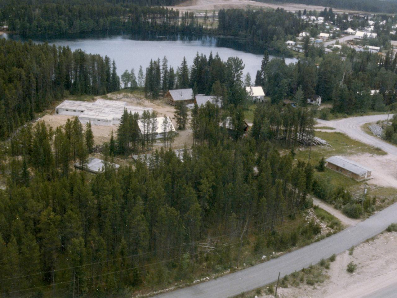 1990 Helicopter Skiing at Mike Wiegele Heli-skiing Resort