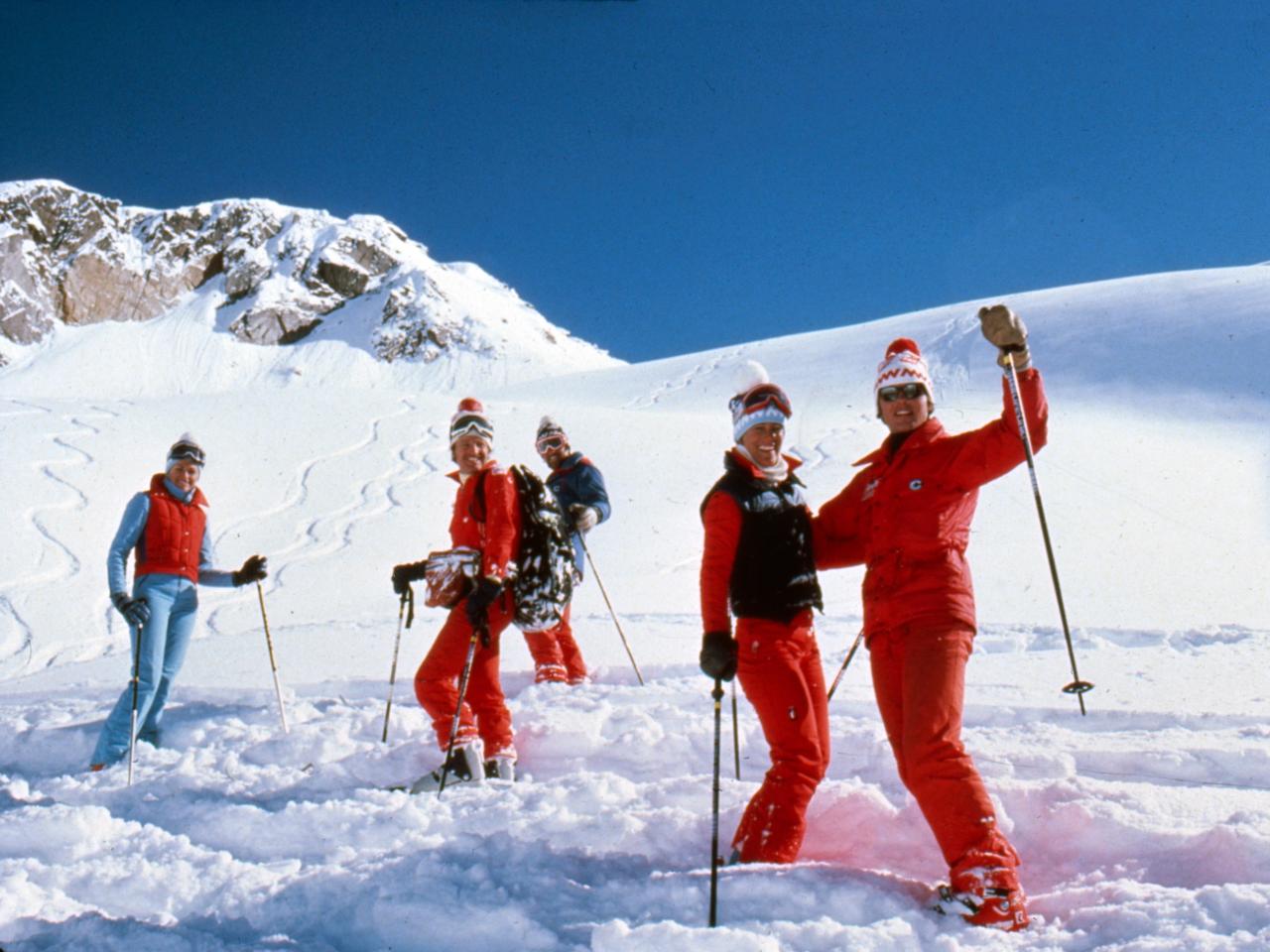 1990 Helicopter Skiing at Mike Wiegele Heli-skiing Resort