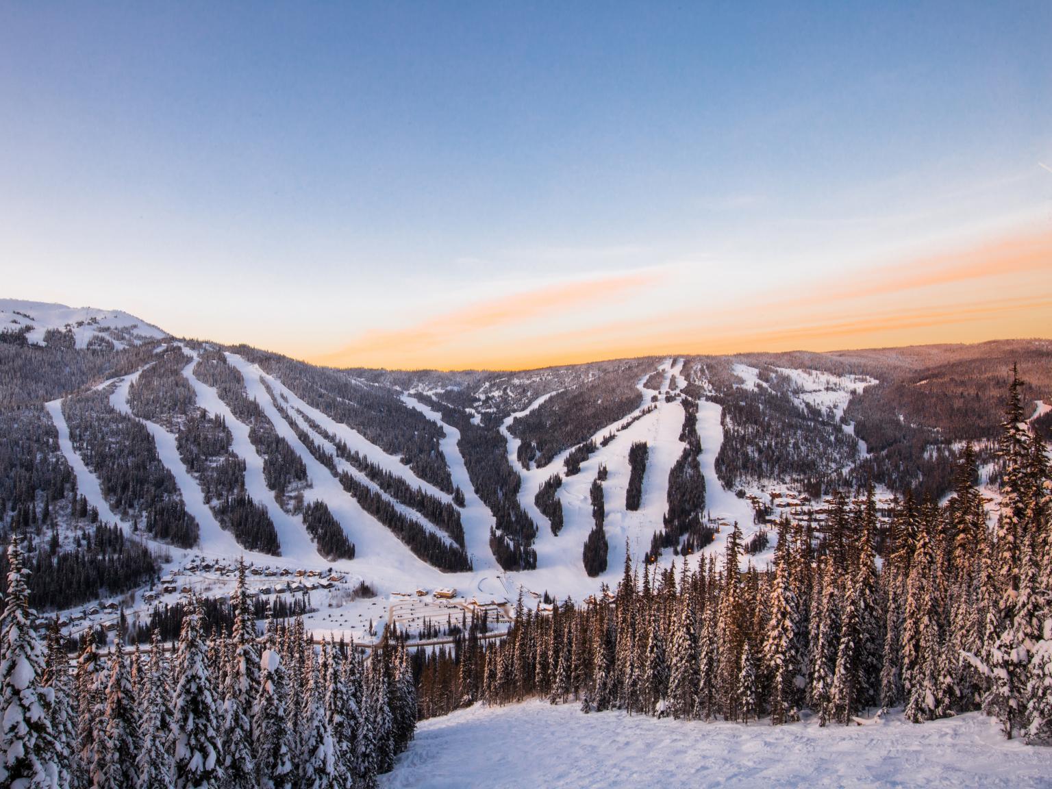 Experience a winter escape at Canada’s second largest ski area and proud resort partner of Mike Wiegele Helicopter Skiing, Sun Peaks Resort.