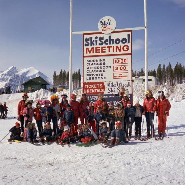 Helicopter Skiing in 1960 with pioneer Mike Wiegele Heli-skiing.