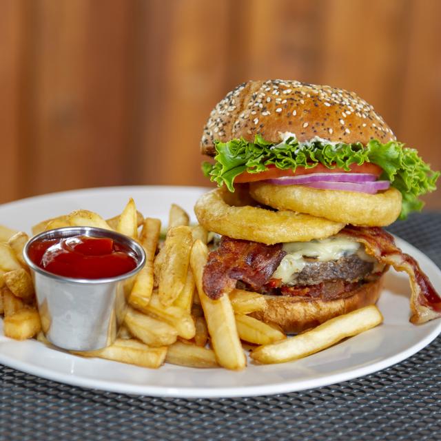 Quality homecooked meals at Saddle Mountain Restaurant in Blue River, BC.
